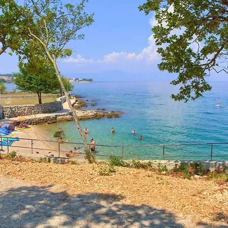 Villa Vista Deluxe Malinska Exterior photo