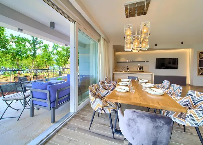 Villa Vista Deluxe